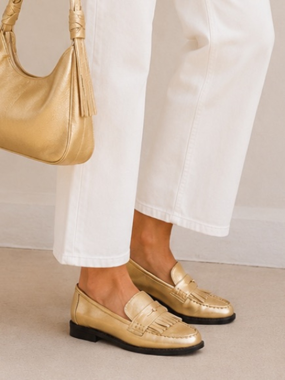 Ann Taylor Gold Metallic Leather Fringe Preppy Classic Penny Loafers